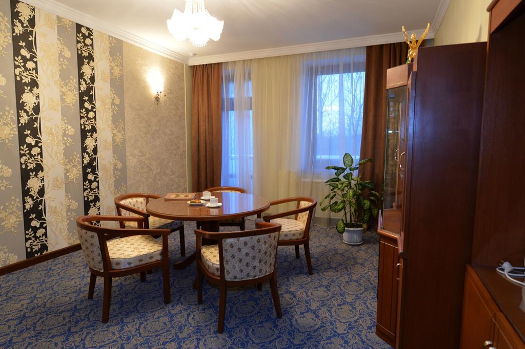 Ali Hotel Кабаровск Екстериор снимка